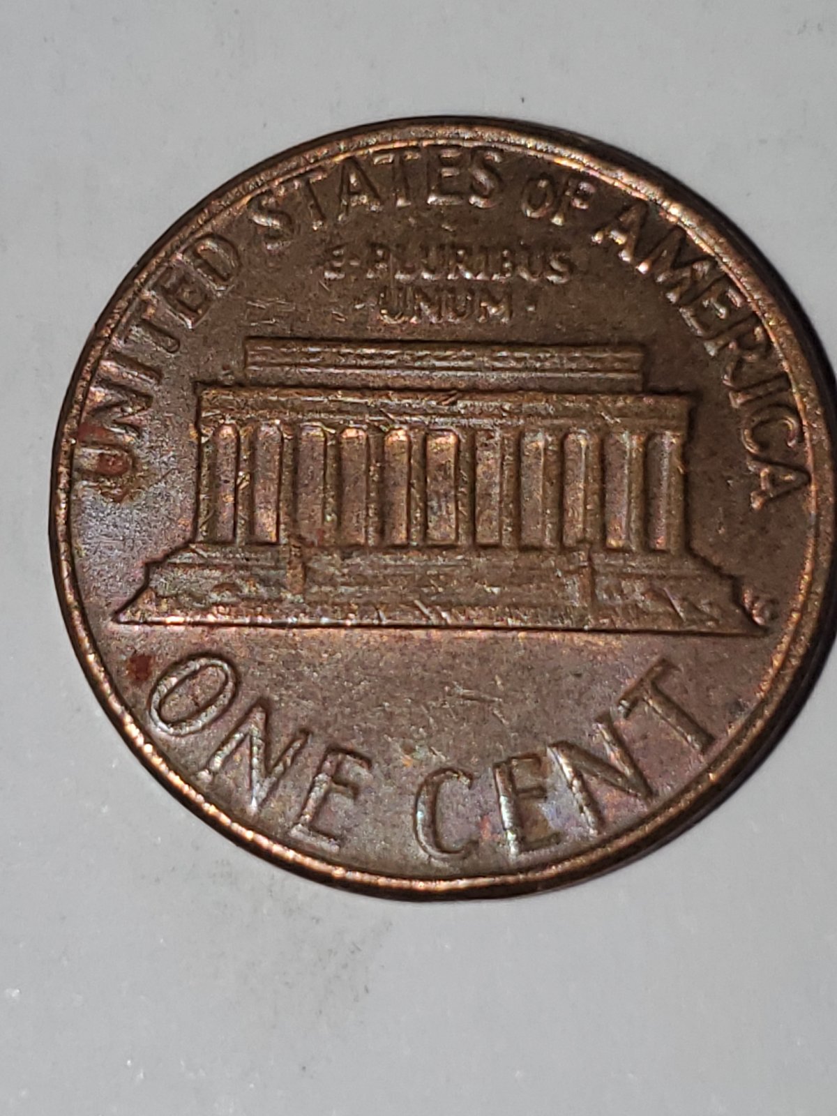 1980-Penny-With-A-Raised-